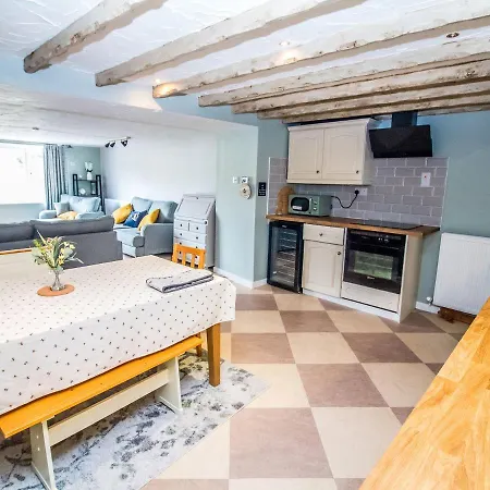 The Old Tanyard 펜션 잉글턴